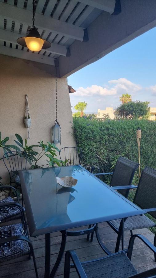 Neot Golf Caesarea Garden Apartment Buitenkant foto